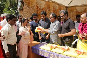 Nadigar Sangam Sweetbox Shirt Saree Veshti Distribution Stills